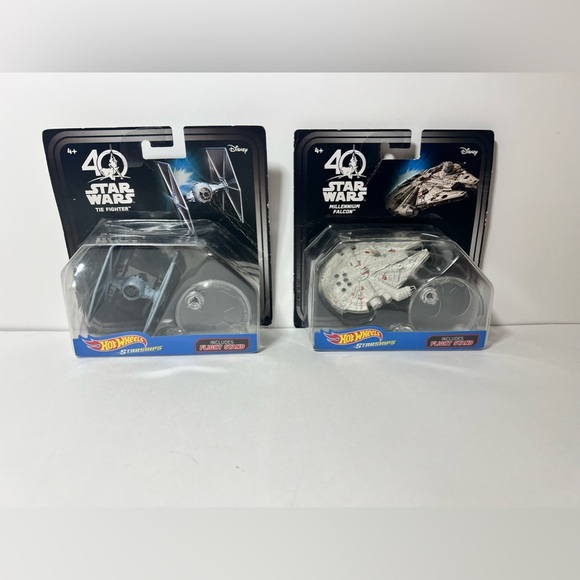 Lot of 2 Disney Star Wars Hot Wheels Starships Millennium Falcon & The Fighter - Picture 1 of 6